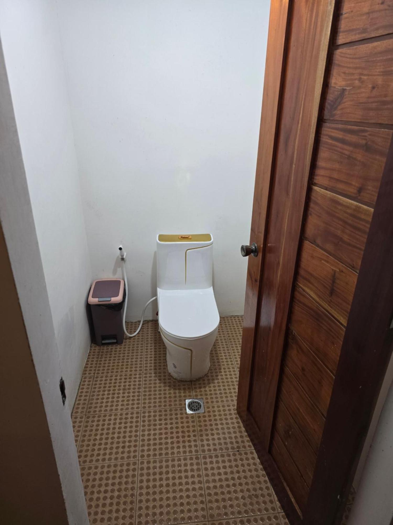 Home Sweetie Homestay & Bunkbeds 몰볼 외부 사진